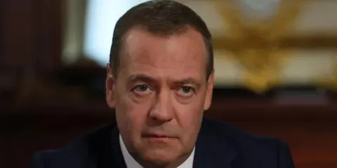 Медведєв закріпив курс РФ на затяжну війну: що це означає для економіки