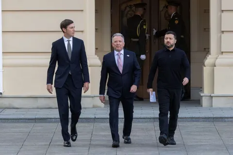 Зеленський анонсував нову зустріч України, США та Європи: що це означає