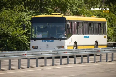 У Дніпрі трамваї №6 та №9 замінили автобусами: проїзд 10 грн