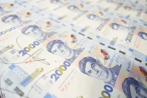 НБУ вводить банкноту 2000 грн: що це означає для гаманців