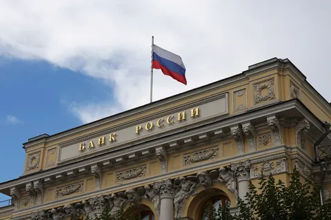 Росіяни вивели з банків $15,2 млрд за літо: що це означає