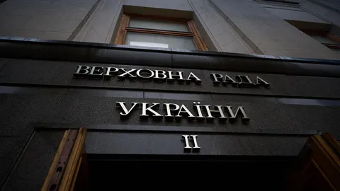 Рада провалила скасування ПДВ-пільги для посилок до €150: що це означає для бюджету