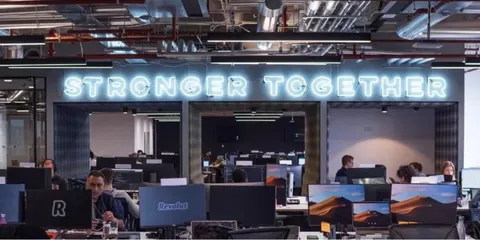 Revolut запускає стейблкоїн EURR: що це означає для ринку переказів