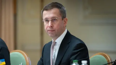 Уряд звільнив голову наглядової ради Sense Bank через справу «Форест Гамп»