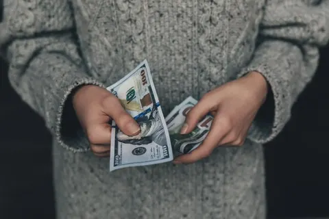 Курс долара у вересні: скільки коштуватимуть 100 доларів