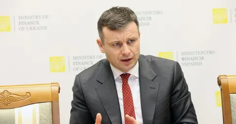 Марченко не виключив затримок соцвиплат і девальвації гривні