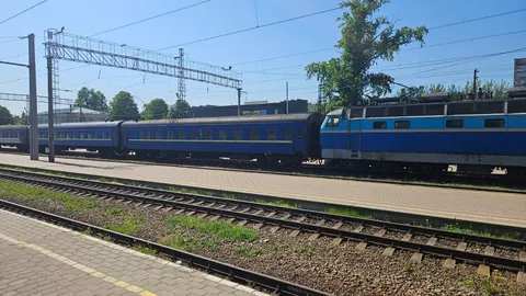 Поїзди на Черкащині затримуються до трьох годин
