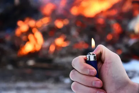 Підпал банку в Черкасах: три роки умовно за знищення чужого майна