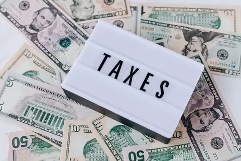 Продавців у соцмережах штрафуватиме податкова: що зміниться