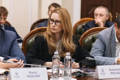 Бюджет-2027: 66,8% видатків — оборона, а 32,6 млрд доларів покриття ще не знайде