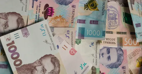 Старі купюри 1, 2, 5 і 10 грн: де обміняти без комісії та до якого числа