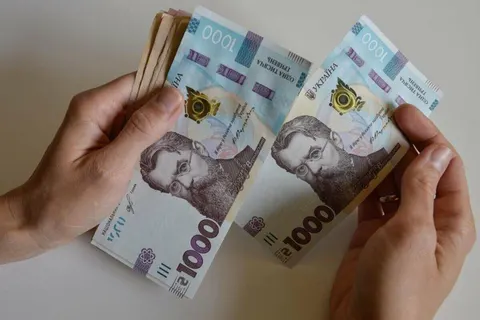 Пенсії можуть підняти до 10 000 грн: що пропонують і коли чекати