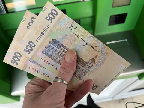 Мінімальна зарплата у 2027 році зросте до 9 546 гривень — проєкт бюджету