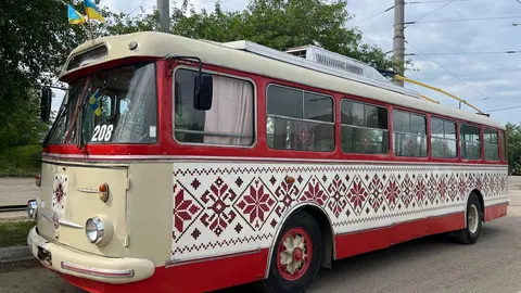 У Чернівцях на День Незалежності курсуватиме ретро-тролейбус: час та маршрут