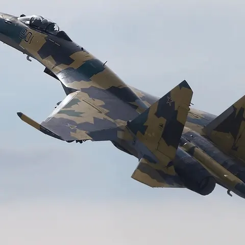 У Курській області РФ зіткнулися два винищувачі Су-35С