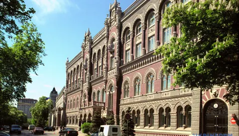 Нацбанк відкликав ліцензії трьох кредитних спілок: що це означає для вкладників