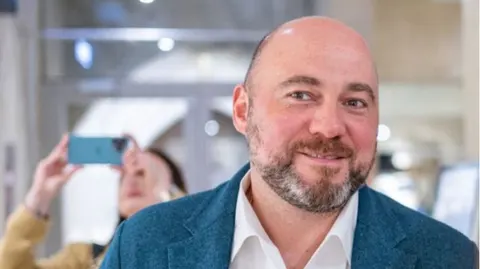 Столар каже, що не може внести 300 млн застави: банки відмовляють у переказі
