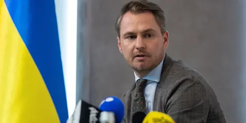 Фесенко: виїзд Кравченка за кордон міг бути узгоджений з Офісом президента