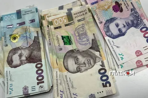 НБУ зафіксував курс долара на 44,67 грн: що це означає для ваших грошей