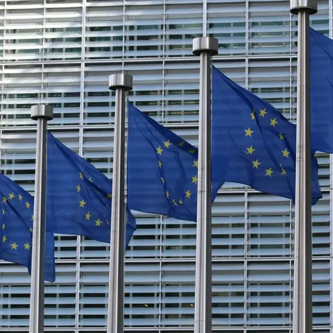 122 депутати Європарламенту вимагають розблокувати активи рф на користь України