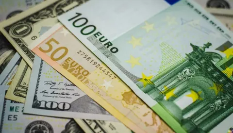 Курс валют на 7 серпня: долар і євро знову зросли