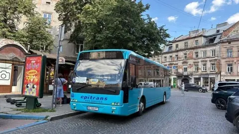 Маршрут №67 у Львові підсилили: у робочі дні курсують 4 автобуси