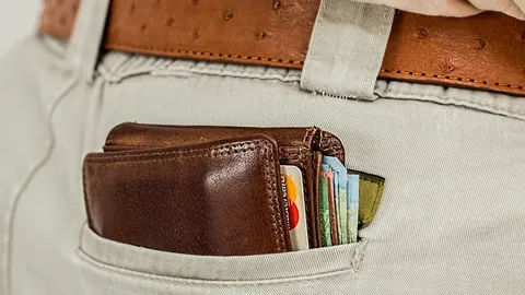 Штрафи до 17 000 грн за чужі банківські картки: що зміниться
