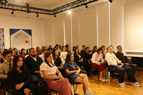 Молодь Львівщини вчать формувати місцеві бюджети: другий етап підготовки