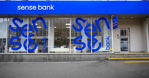 Уряд відсторонив голову наглядової ради «Сенс Банку» через плівки НАБУ