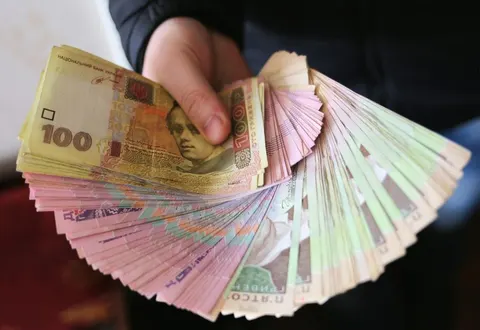 Депозит і субсидія: відсотки не завадять, але 100 тисяч на рахунку — завадять