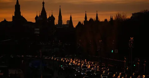 Зюганов попереджає Кремль: затяжна війна програє всім