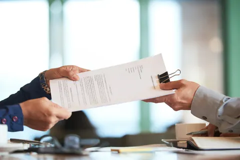 Юристи Bihus.Info домоглися розірвання 13 договорів: бюджет зберіг 9,5 млн грн