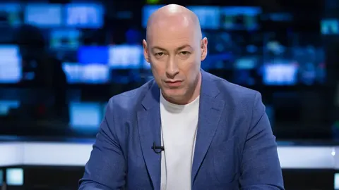 Таємний візит голови ЦРУ та збій банків РФ: що обговорювали на стримі