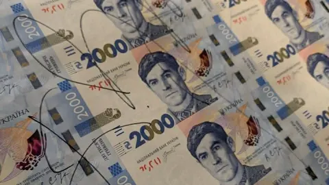 НБУ готує правила для банкноти 2000 грн: що зміниться для кас