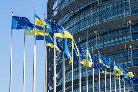 ЄС вимагає реформ в обмін на нові гроші: Україні бракує 26 млрд євро