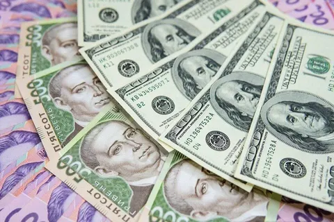 Прогноз курсу долара до 6 вересня: скільки коштуватимуть 100 доларів