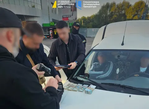 Податківці на Тернопільщині вимагали 11,5% відшкодування ПДВ — НАБУ